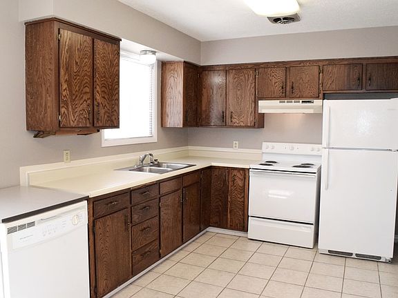 5th image of 2060 Cascade Dr