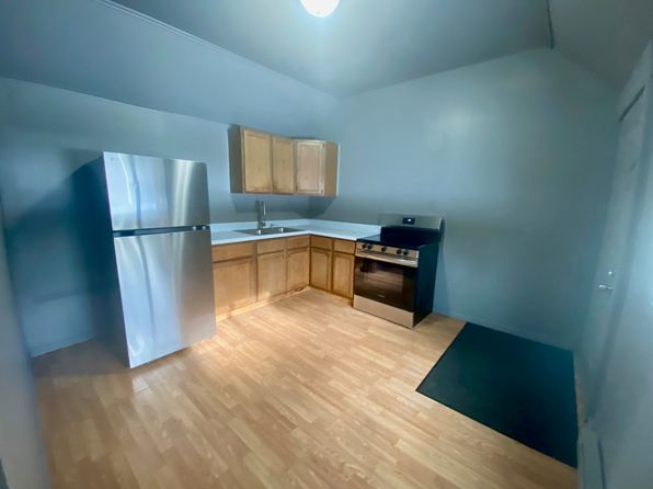 170 Perthshire Dr #B