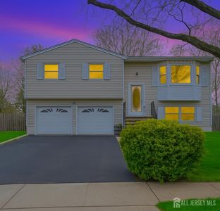 15 Heidi Dr, Fords, NJ, 08863