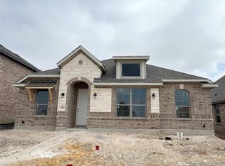 364 Freestall Dr, Midlothian, TX 76065