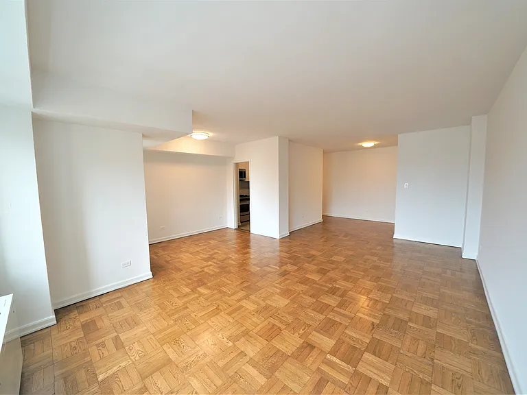 125 E 87th St #17-A — Photo 3