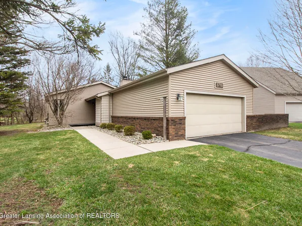 3710 Cavalier Dr, Okemos, MI 48864
