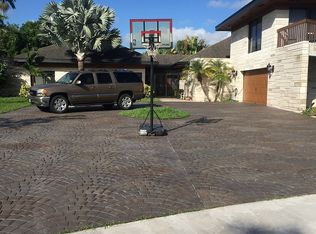 7780 NW 10th Ct, Plantation, FL 33322
