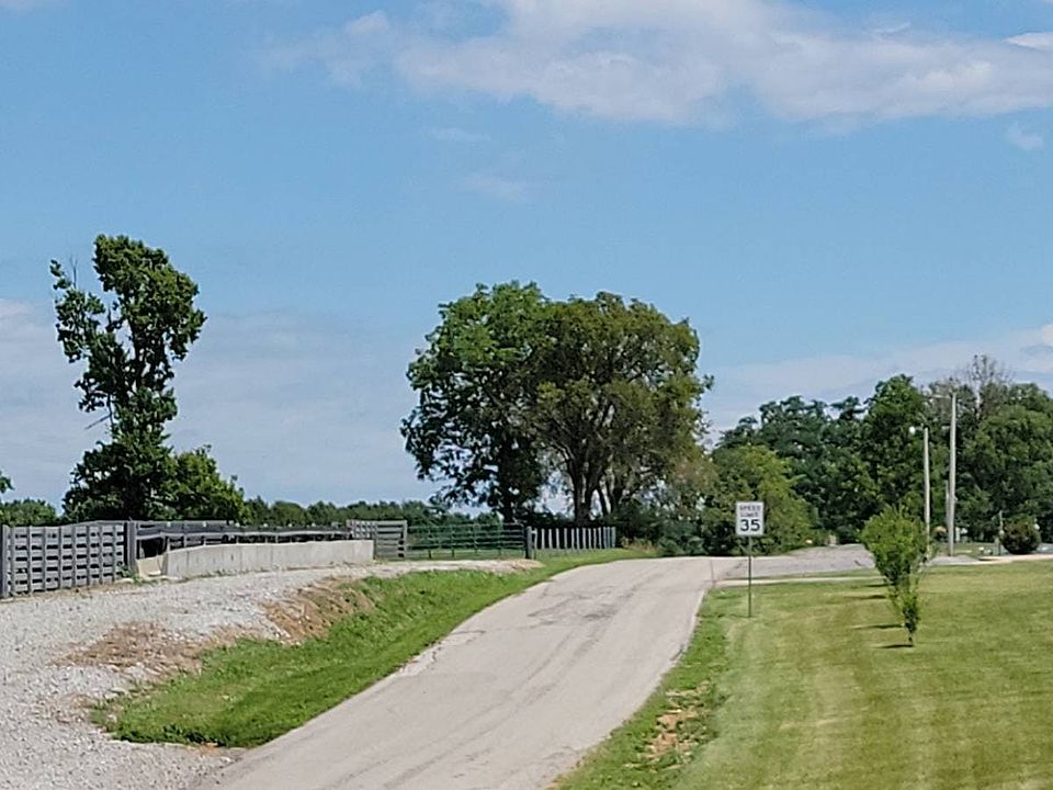 2nd image of 9367 N Mount Pleasant Rd