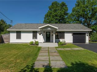 11 Ruth Ave, New Hartford, NY 13413