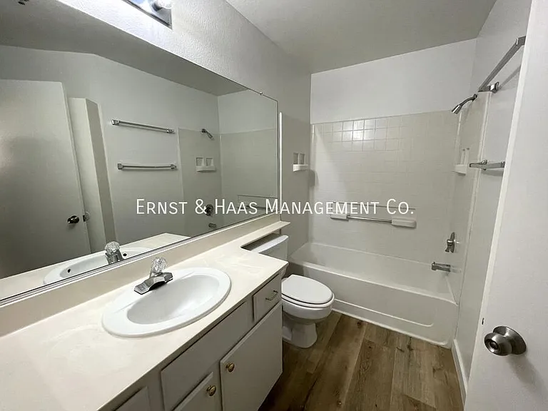 535 Magnolia Ave #114 — Photo 11