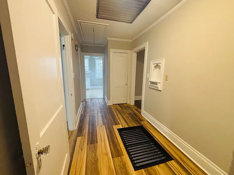 527 S Beltline Blvd — Photo 19
