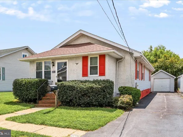 206 Winston Ave, Wilmington, DE 19804