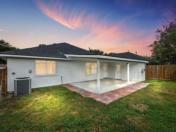 2nd image of 2651 Tinas Terrace Drive
