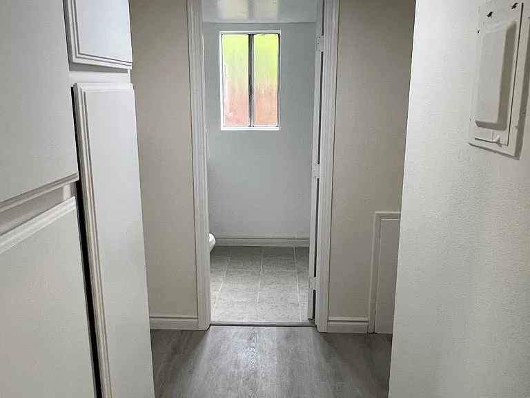 662 N Gordon St #A — Photo 8