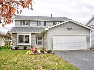 1294 Haverhill Cir, Naperville, IL 60563