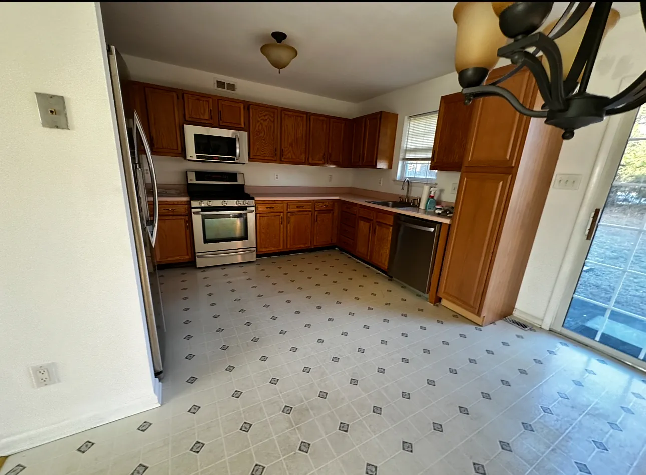 118 Mountain Lake Rd — Photo 3