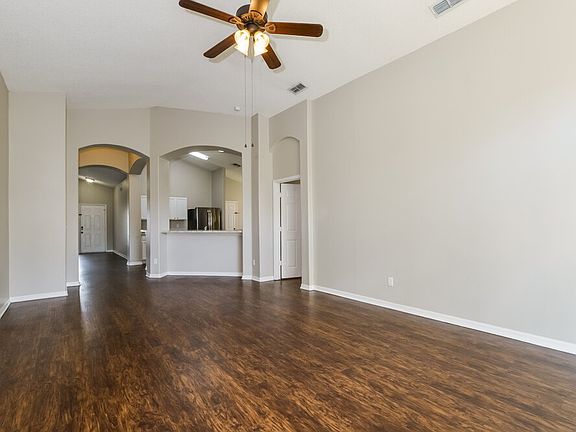 5th image of 4056 Forest Island Dr