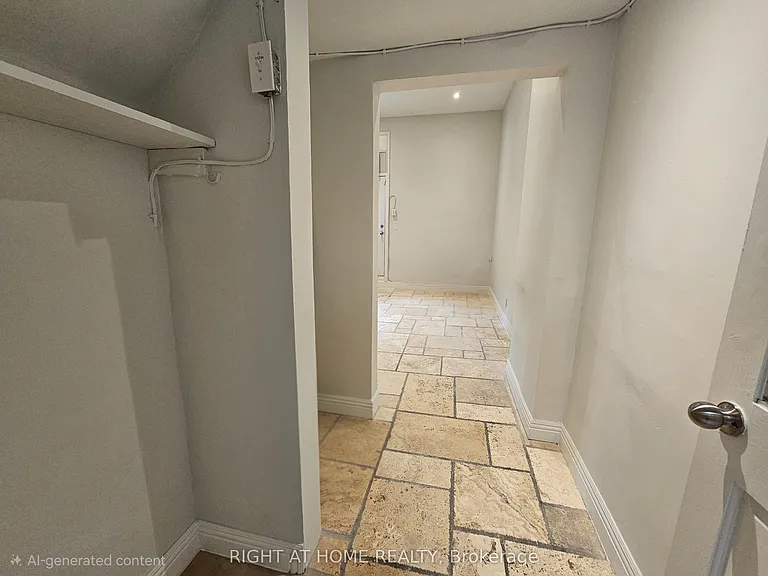 550 Yonge St #2F — Photo 10