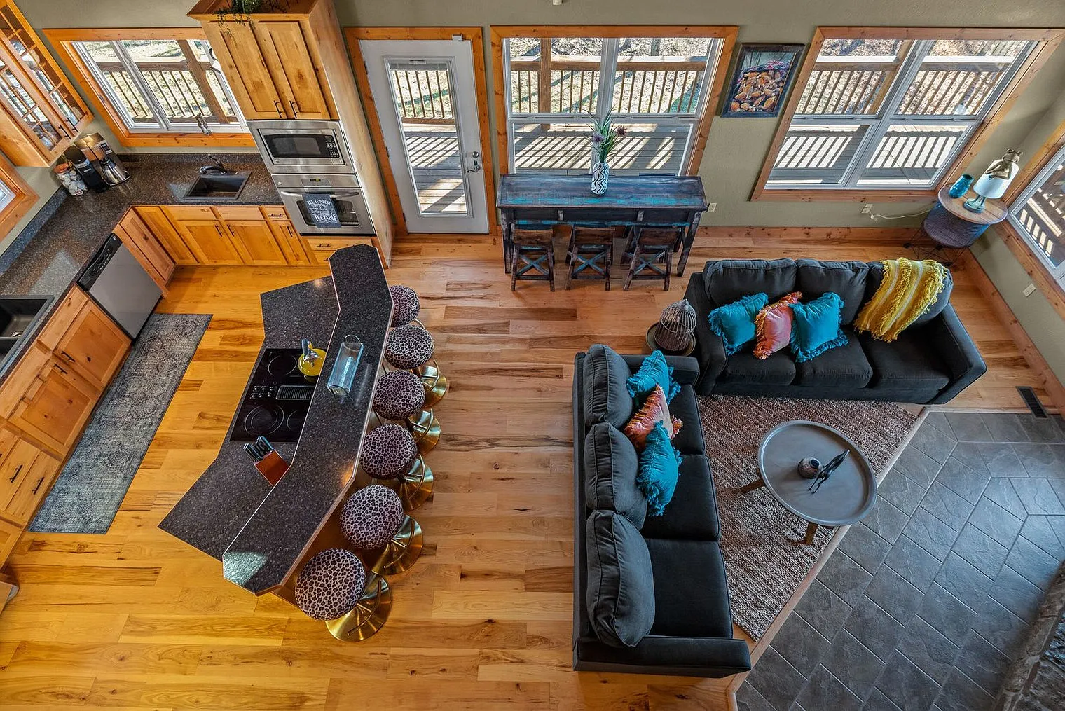 3 bed, 3.0 bath, 2992 sqft, $4,608 — Photo 1