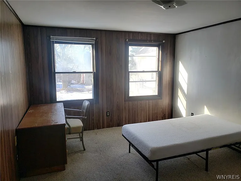 91 Springville Ave — Photo 11