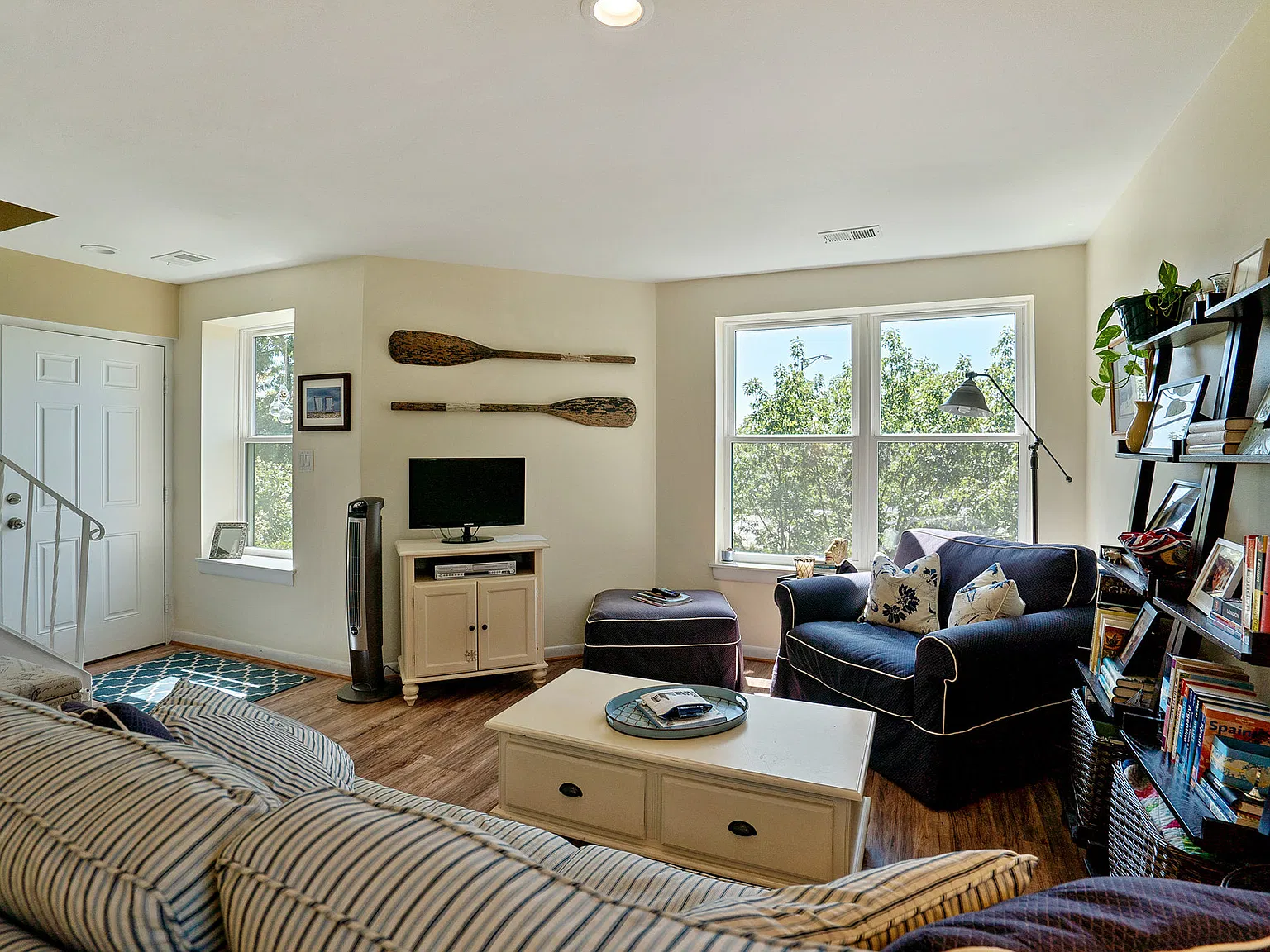 1 bed, 995 sqft, $2,395 — Photo 3