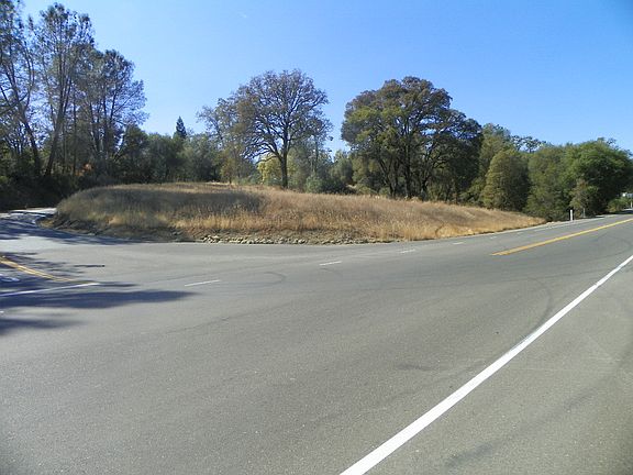 2nd image of 950 Hwy 49