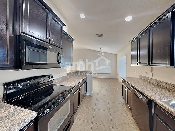 4th image of 10710 Standing Stone Dr