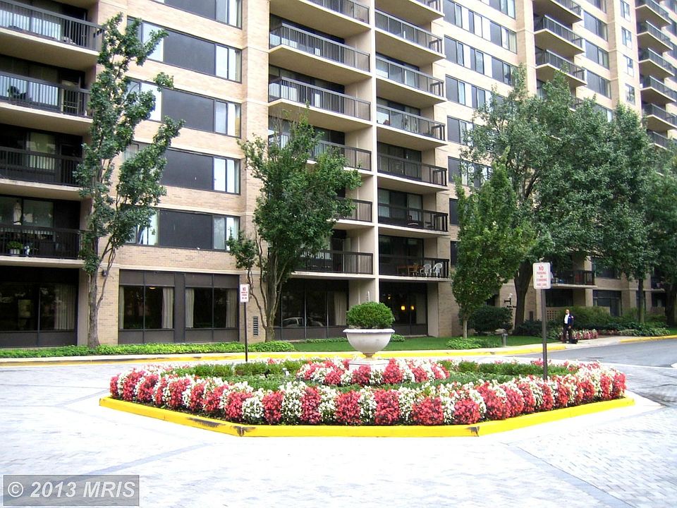1st image of 3709 S George Mason Dr APT 402e