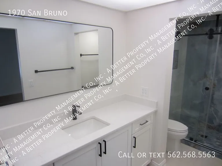 1970 San Bruno — Photo 24