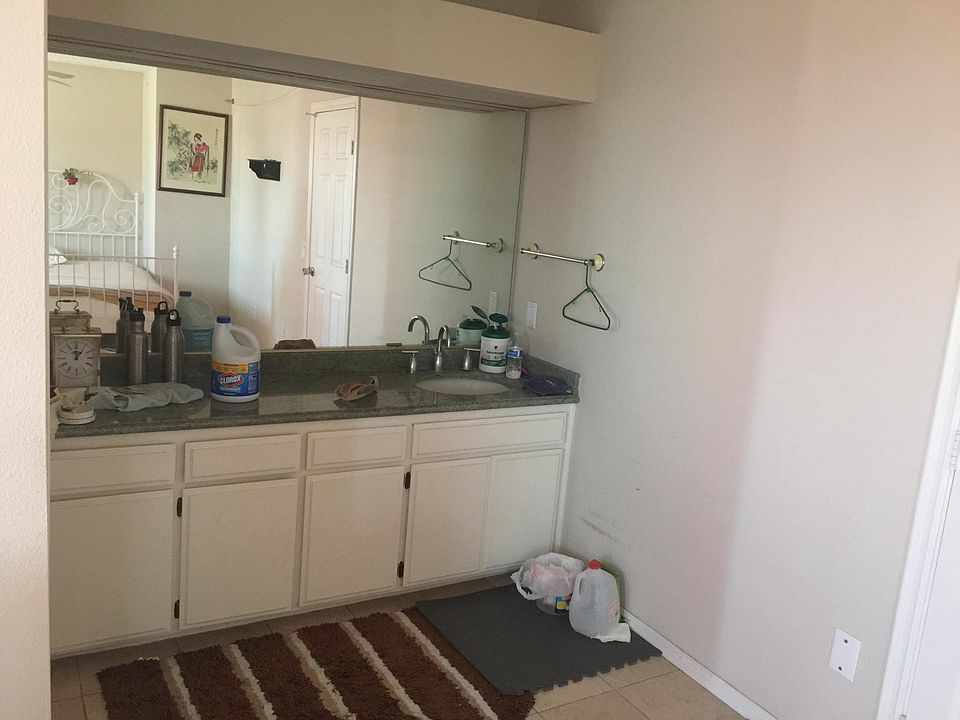 1st image of 847 Durward St
