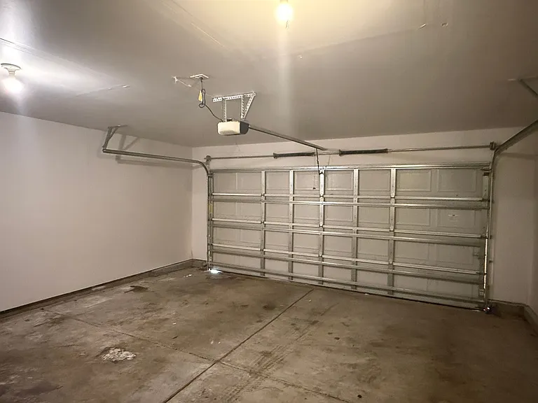 1933 Stoney Point Cir — Photo 23