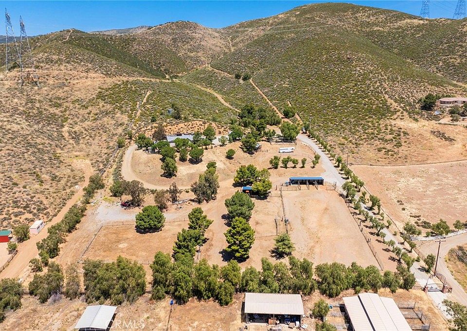 1st image of 35675 Peppertree Ln