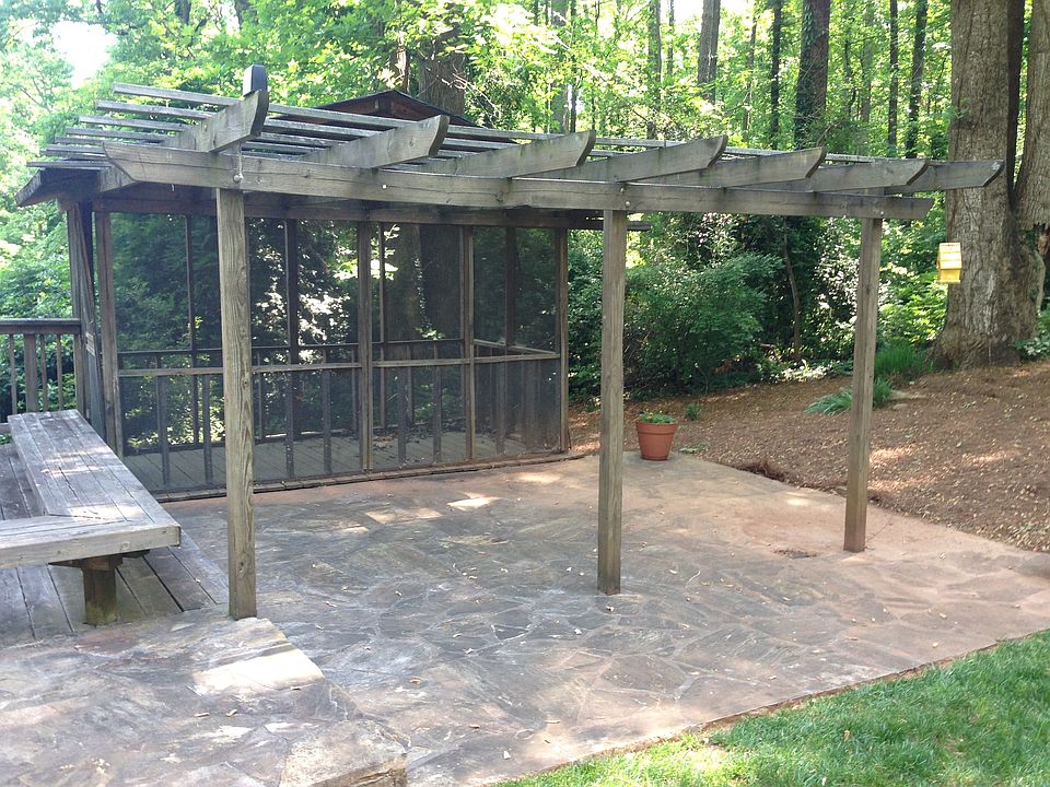 2nd image of 2369 Flintlock Dr