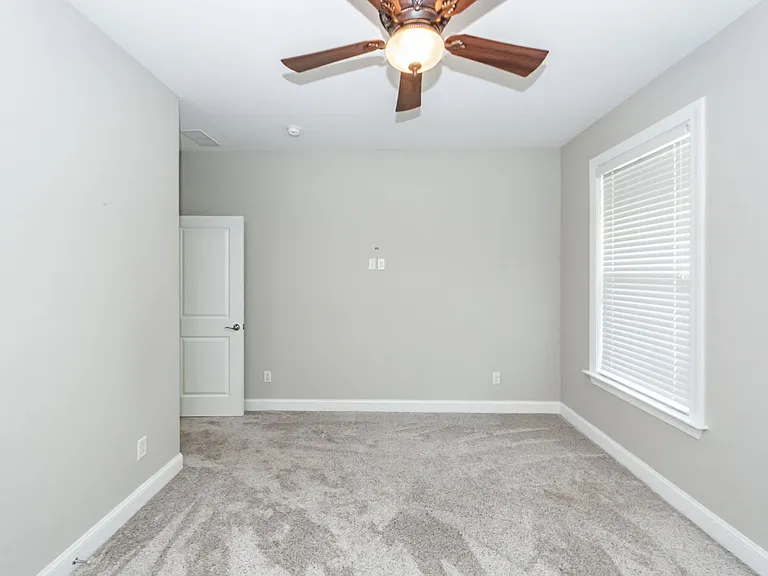 6015 Wild Azalea Rd — Photo 32