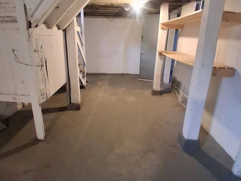 1765 Linwood Ave #1 — Photo 15