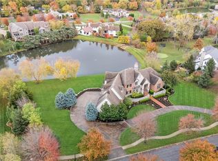 10413 Howe Ln, Leawood, KS 66206