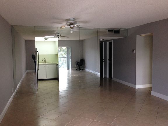 5th image of 6201 N Falls Circle Dr APT 404