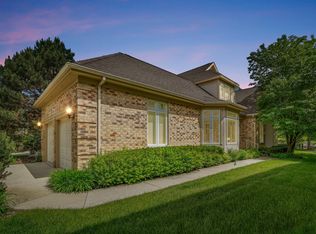2520 Buckland Ln, Northbrook, IL 60062