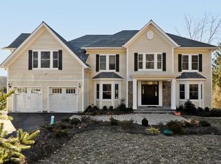 386 Palmer Ln, Pleasantville, NY 10570
