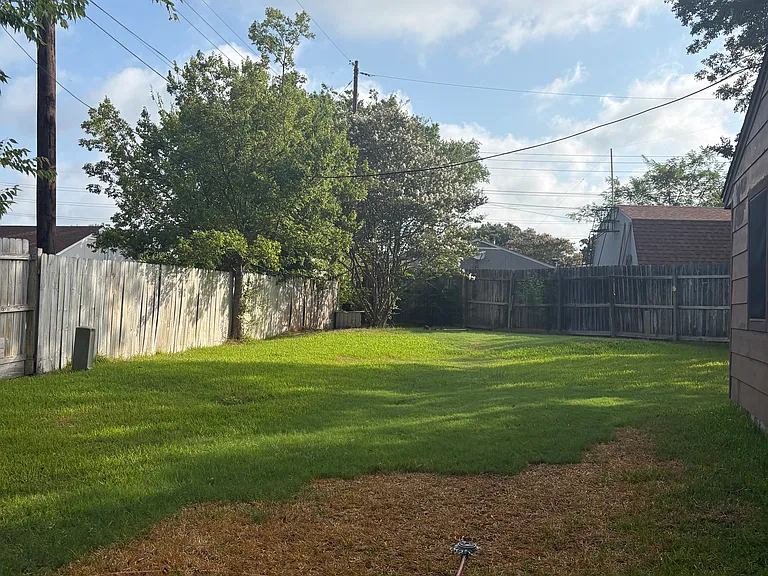 4111 Shawnee Cir — Photo 20
