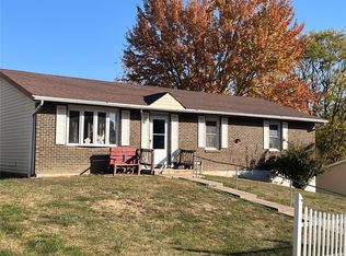 60 Carriage Rd, Hannibal, MO 63401