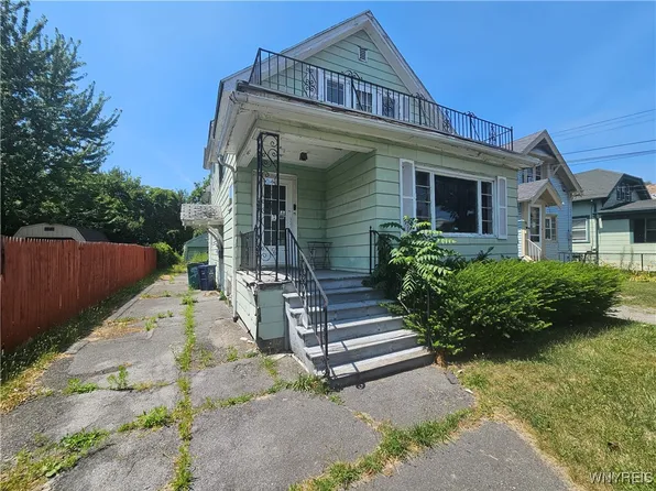 84 Parkridge Ave, Buffalo, NY 14215