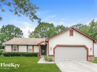 8522 Summertree Ln, Indianapolis, IN
