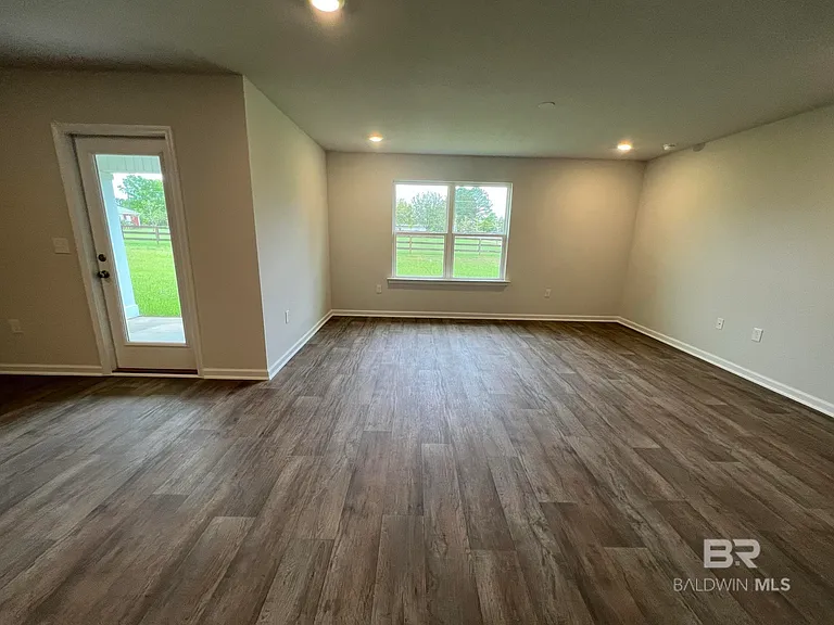 24572 Alamitos Trace Dr — Photo 4