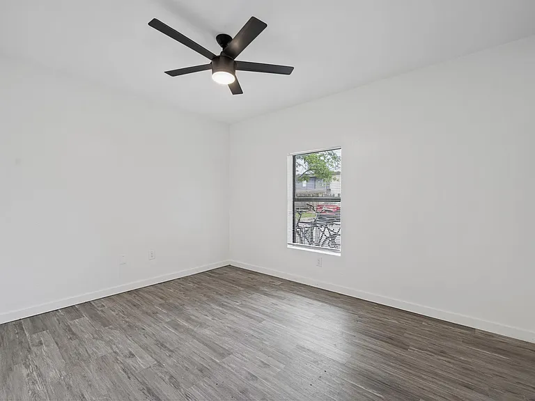 510 Daughtrey Ave #A205 — Photo 14