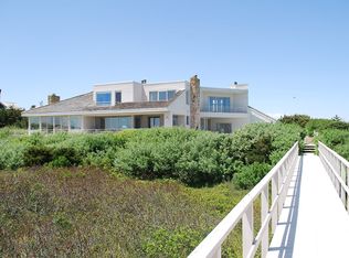 2100 Meadow Ln, Southampton, NY 11968