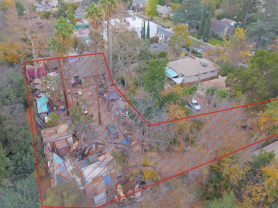 2nd image of 12709 Kling St