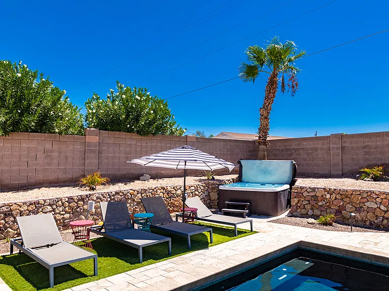 3420 Sheik Dr — Photo 3