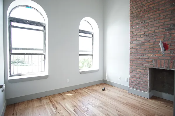 Rented by Lofts and Flats LLC | media 60