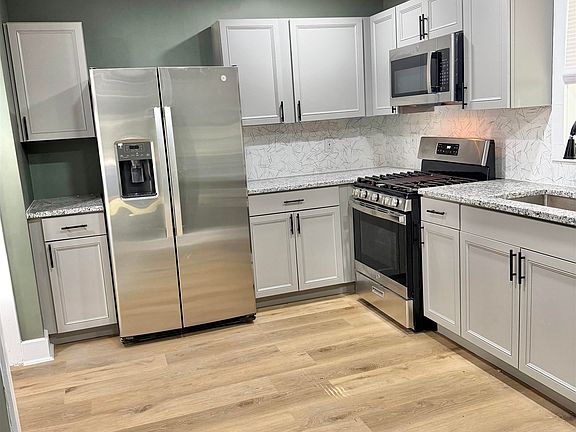 4th image of 606 N Raleigh Ave