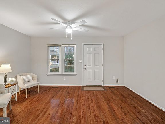 2nd image of 15195 Valley Stream Dr