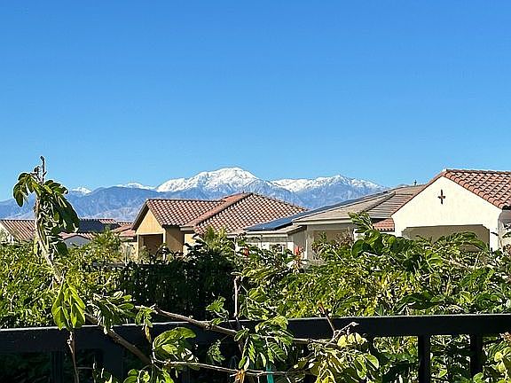 Mountain views - backyard