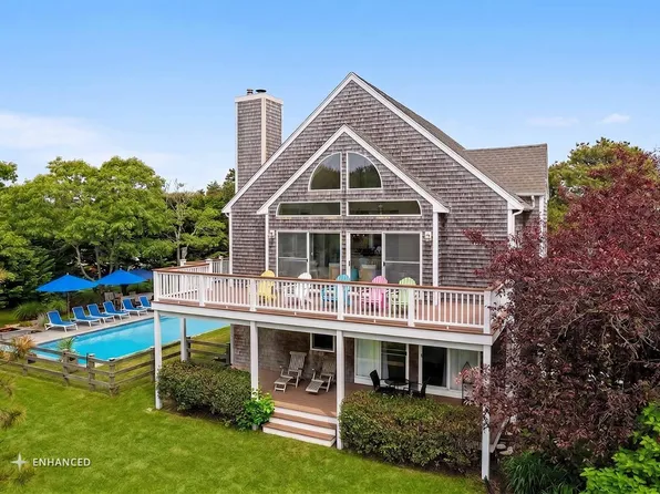 9 Thaxter Ln, Edgartown, MA 02539