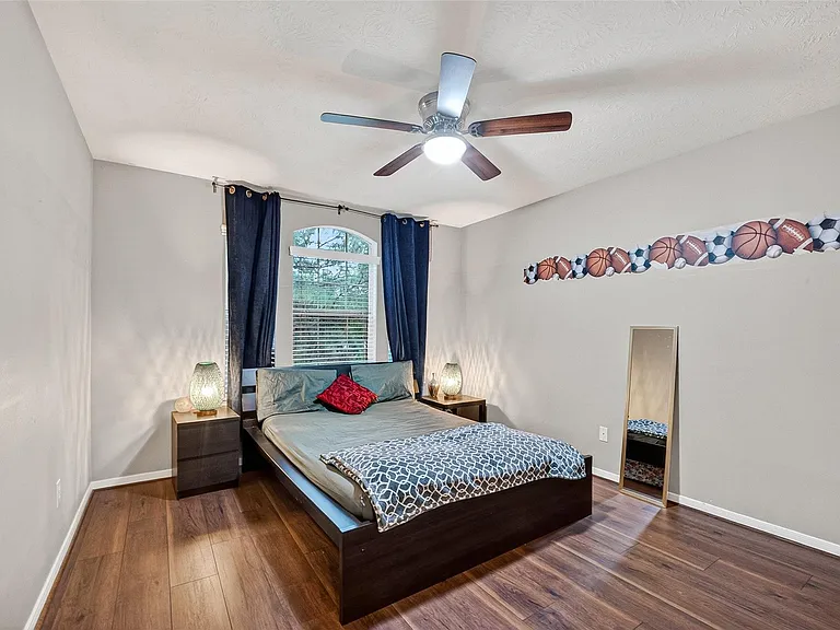 2602 Falcon Knoll Ln — Photo 35